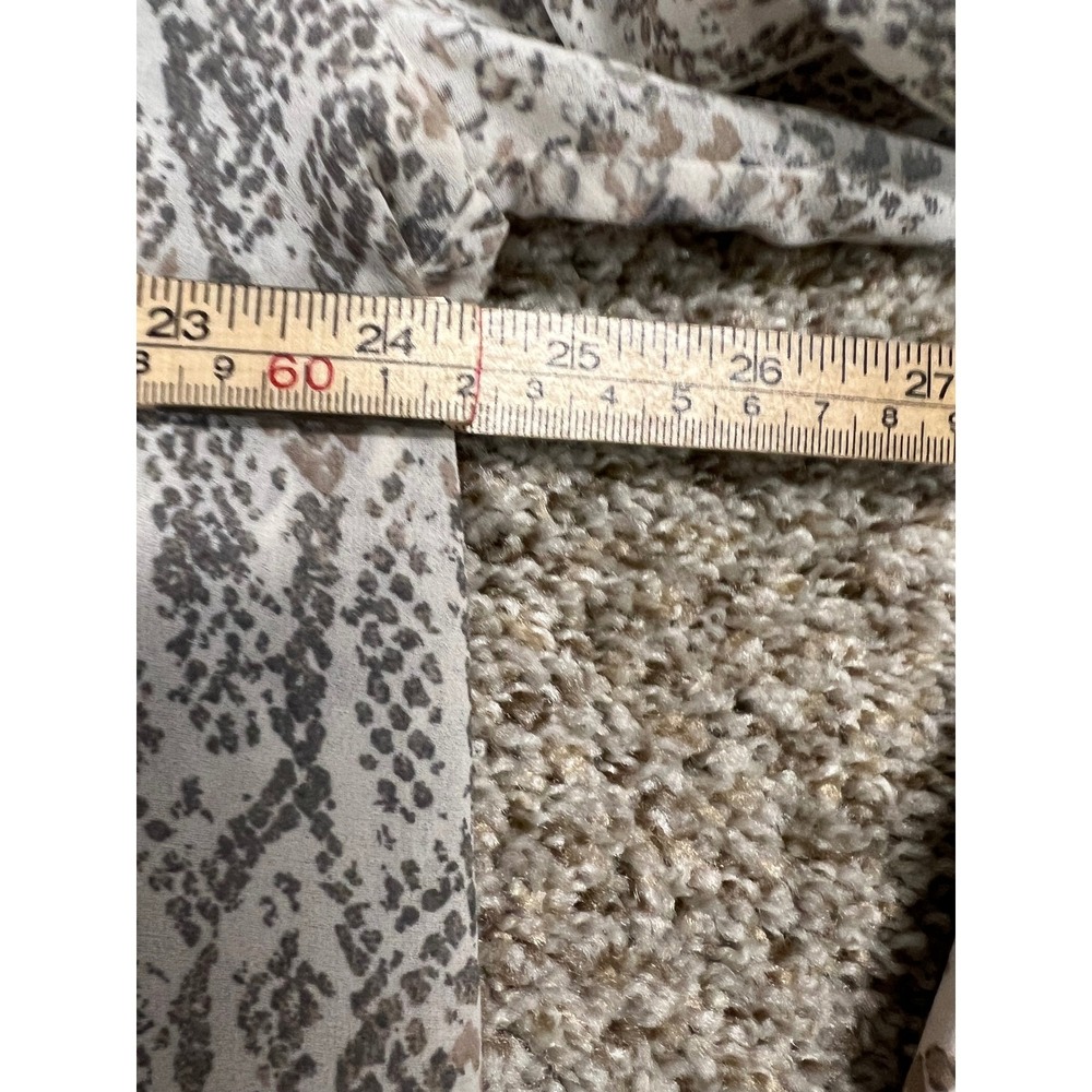 Chicos Snakeskin Animal Print Button Down Blouse Grey Tan Size 3 XL 16/18 - Picture 5 of 6